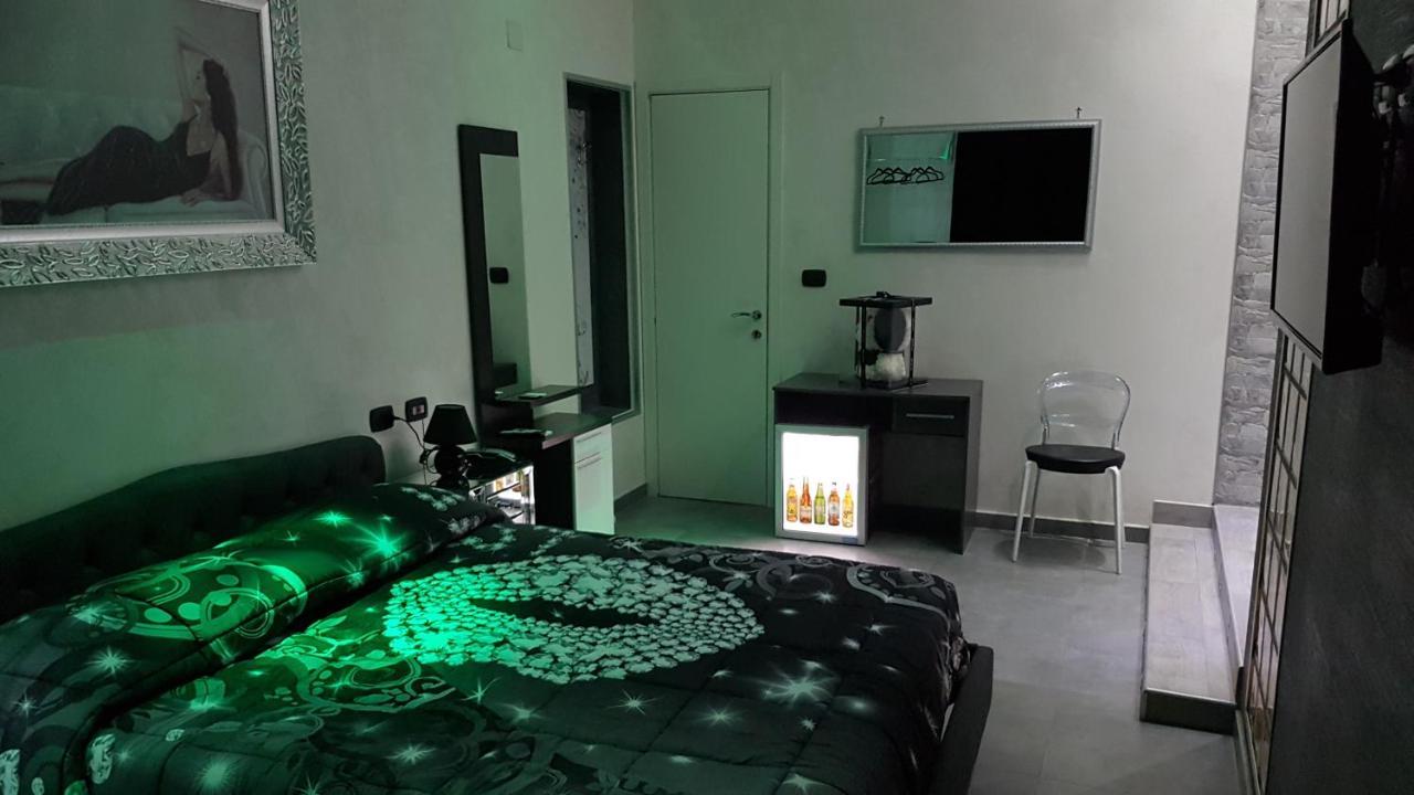 Hotel Taromy 那不勒斯 外观 照片